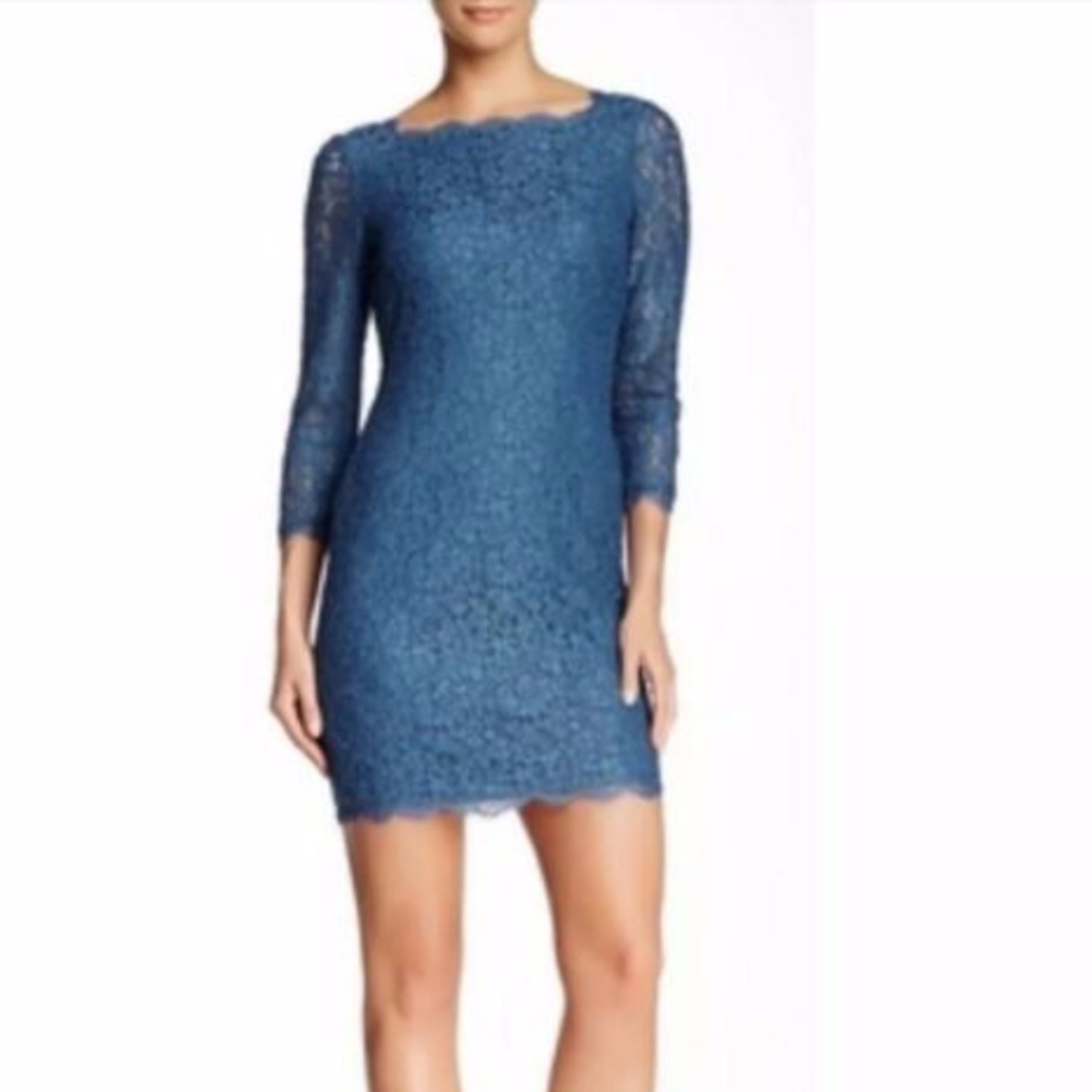 LIKE NEW Adrianna Papell Sheath Dress